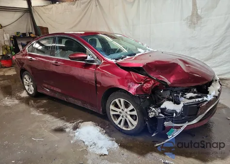 2015 Chrysler 200 Limited z USA, uszkodzony, nr VIN 1C3CCCAB7FN716450